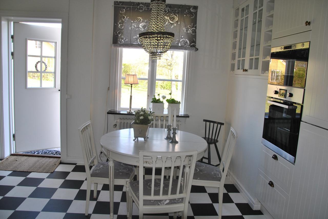 Dagmars Bed And Breakfast Motala Dış mekan fotoğraf